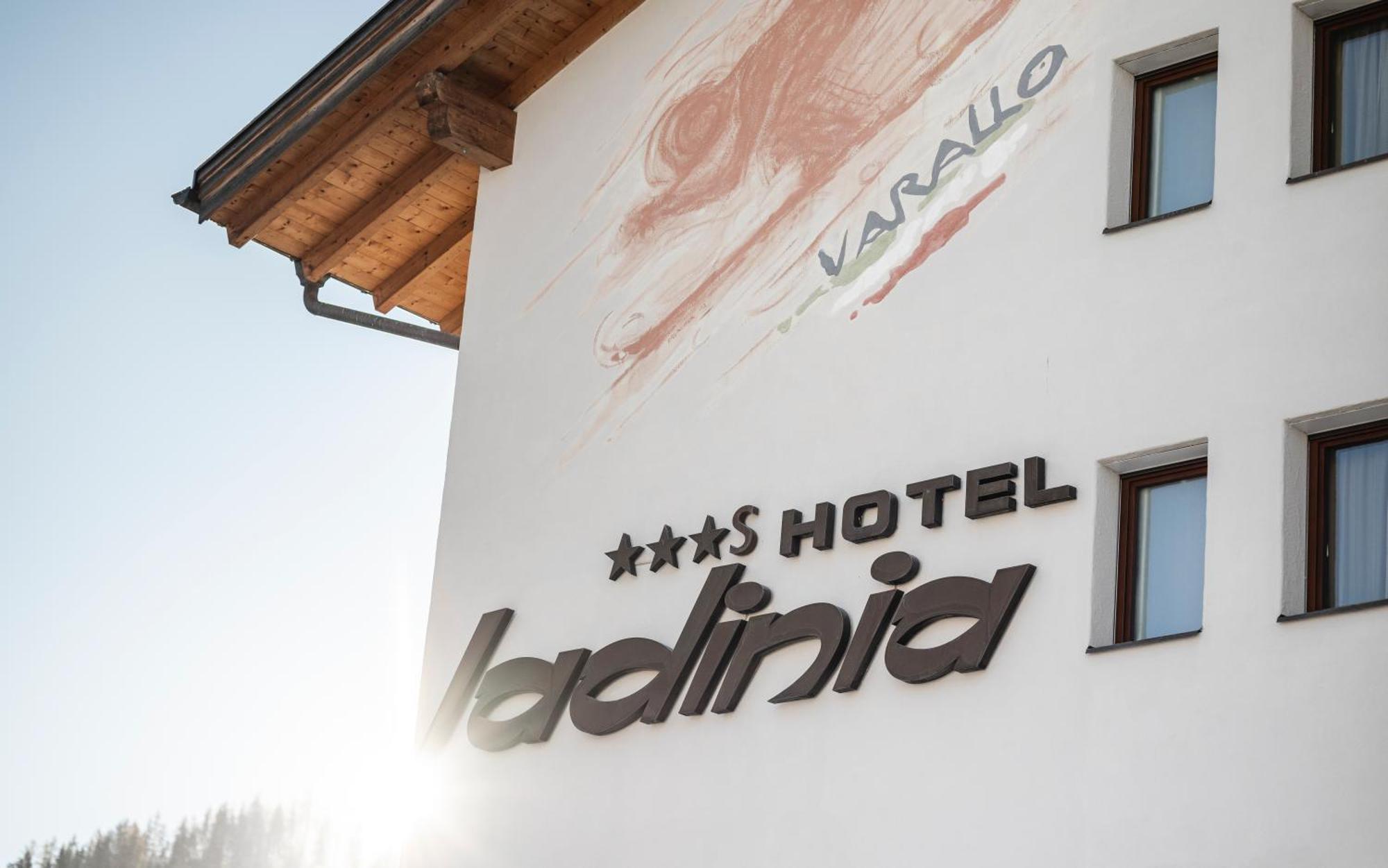 Hotel Ladinia 라 비야 외부 사진